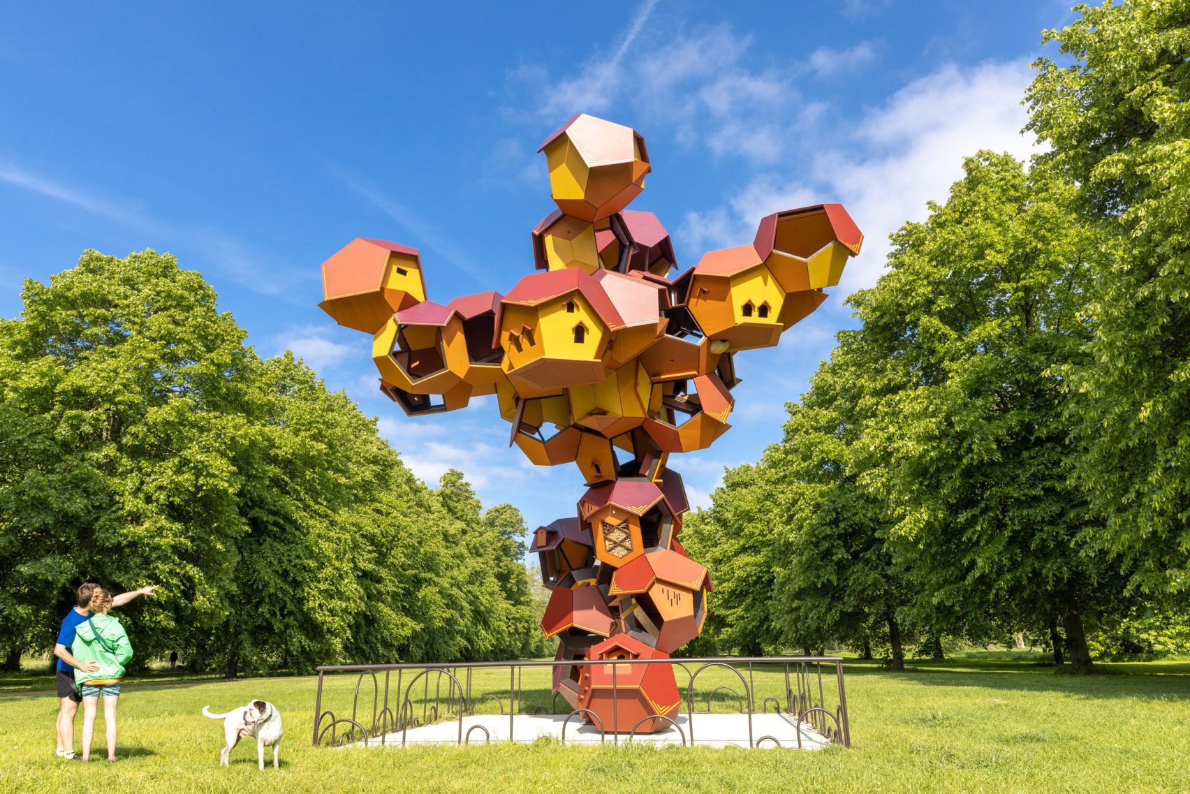 Tomas Saraceno Sculpture